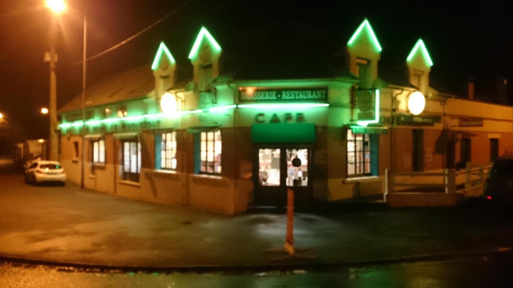 Le Relais De Risquetout Hem-Hardinval Extérieur photo