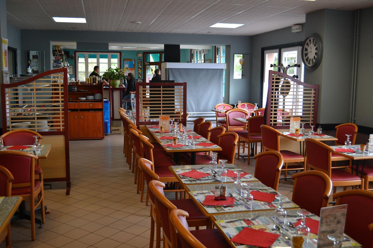 Le Relais De Risquetout Hem-Hardinval Extérieur photo